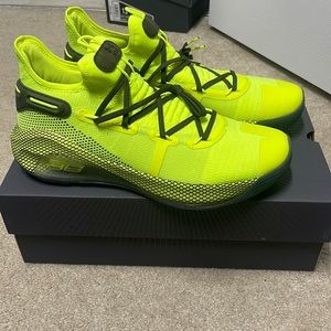 Under Armour Curry 6